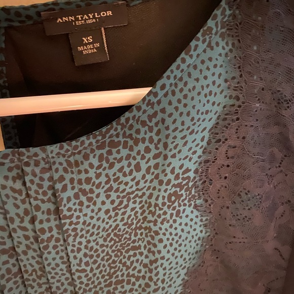 Blouse - Picture 2 of 2